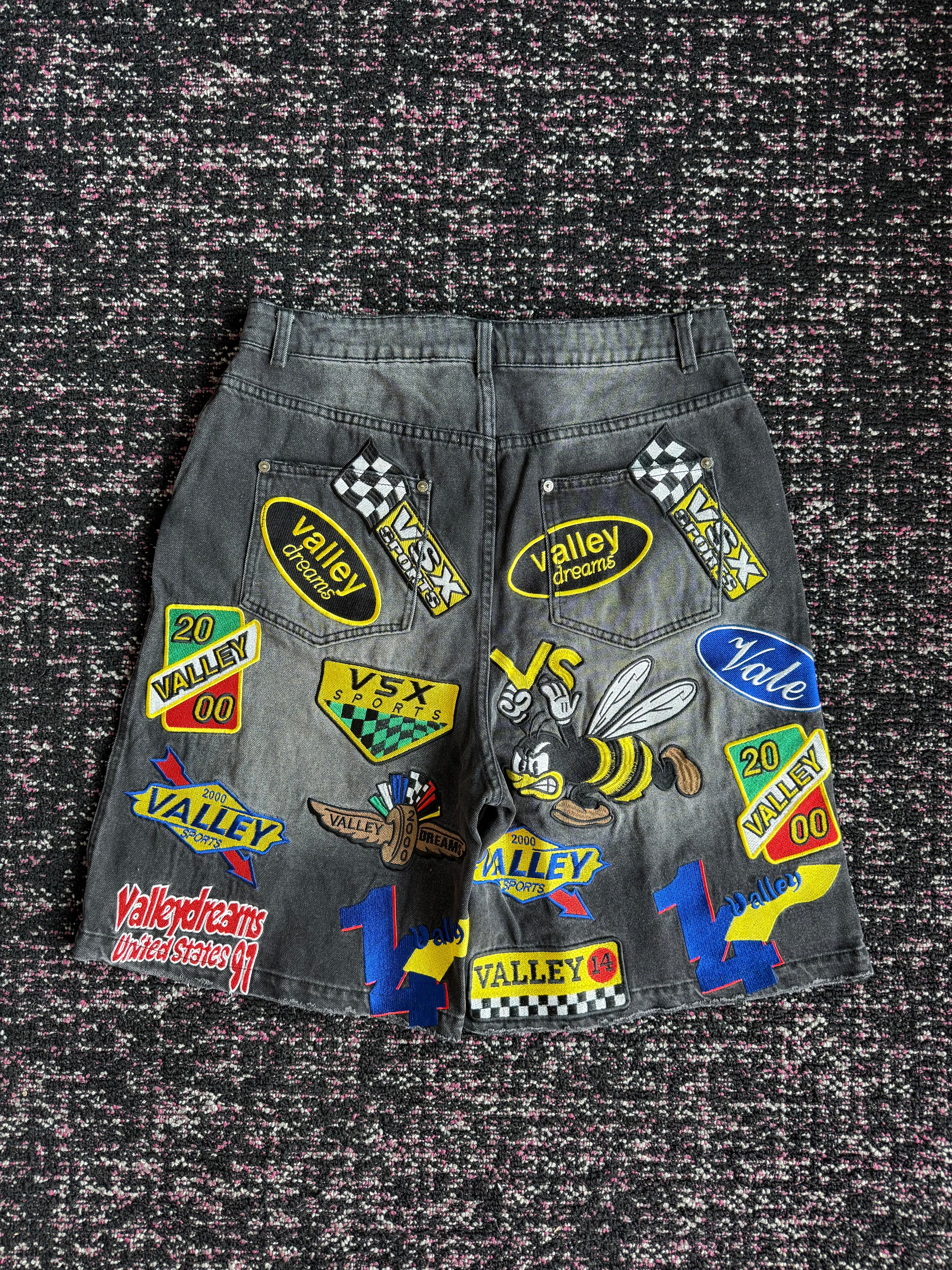 Vale Forever Passport Jorts