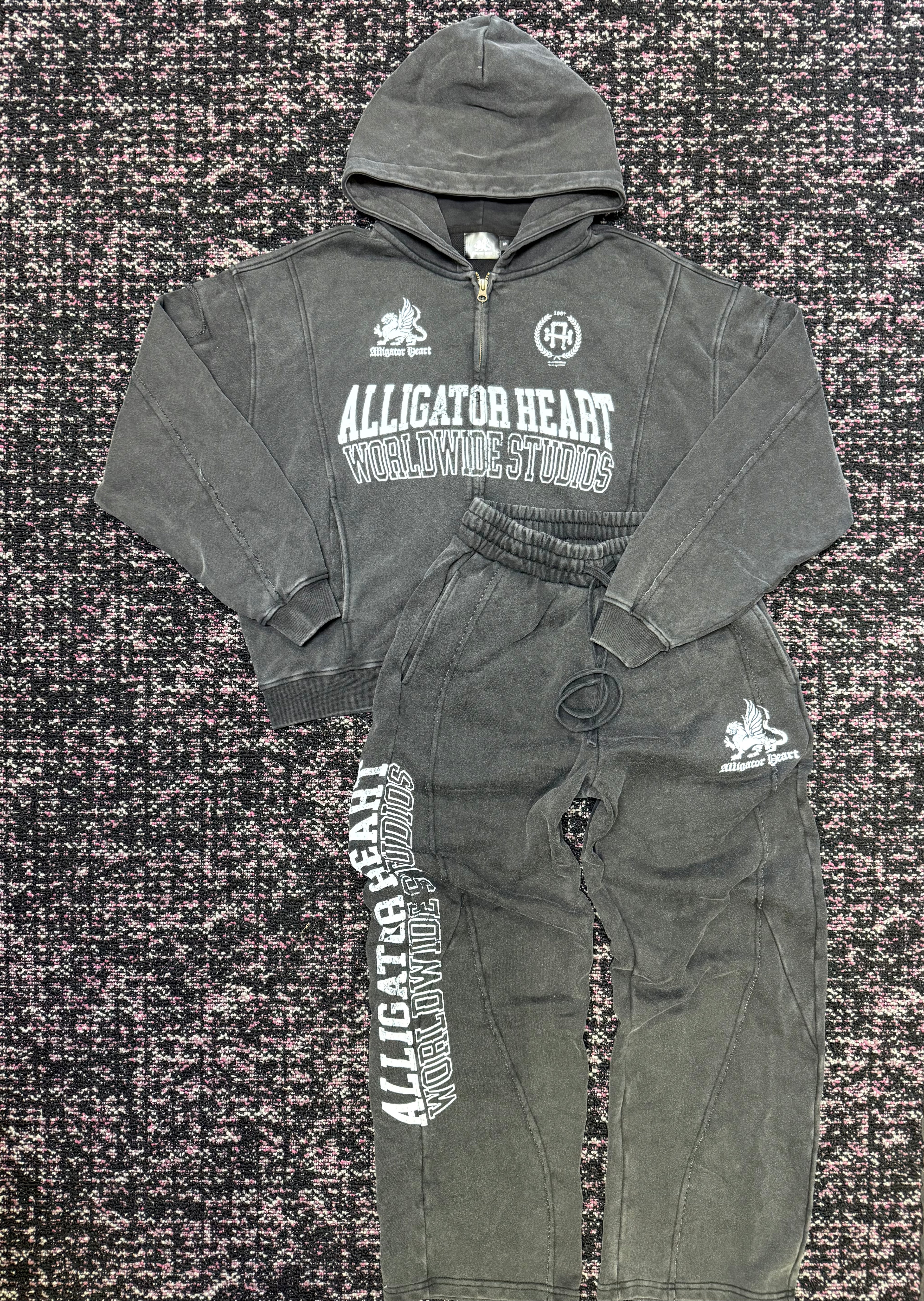 Alligator Heart Black Ashy Wash Sweatsuit