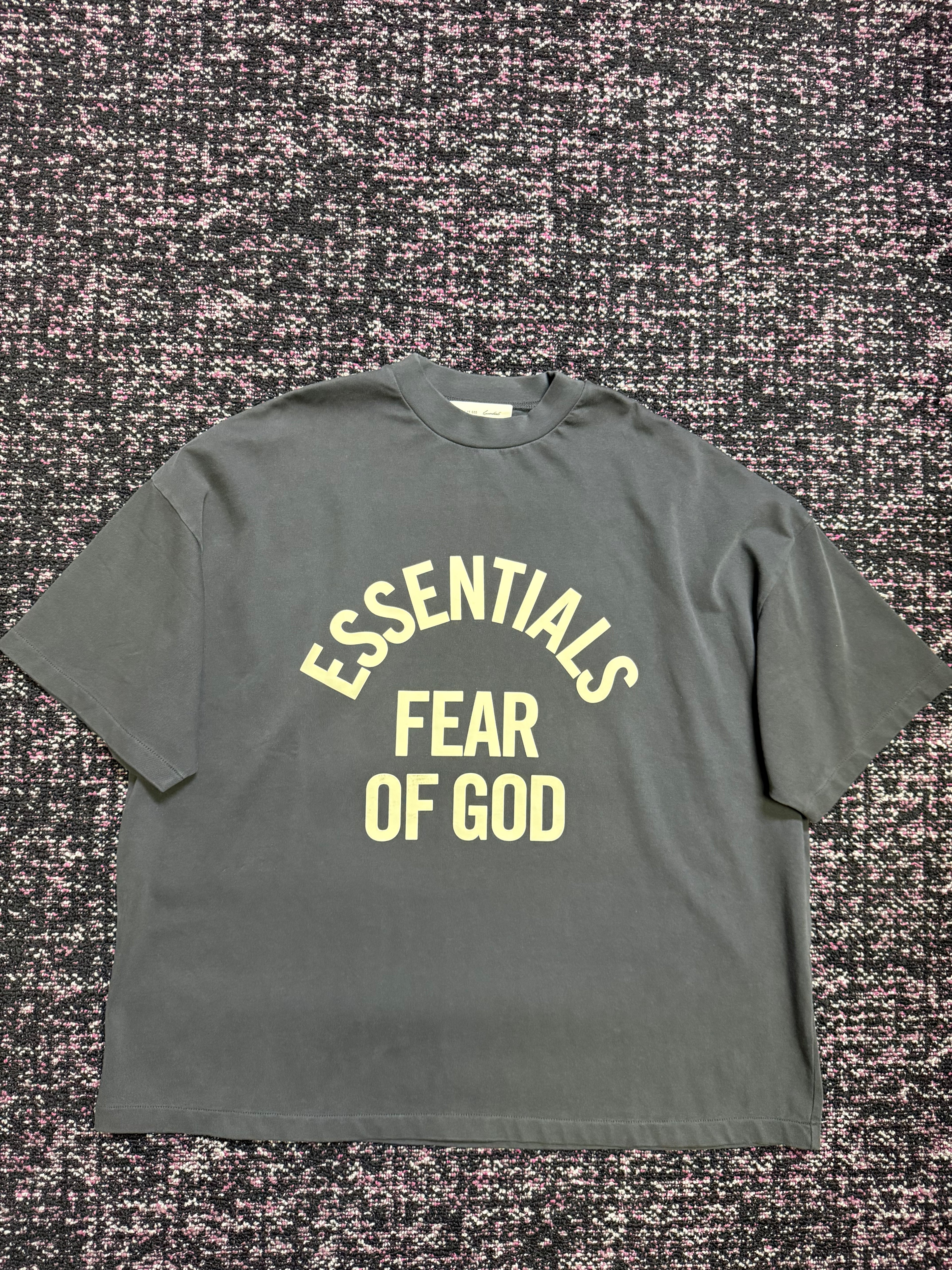 ESSENTIAL TEE GRAY FEAR OF GOD
