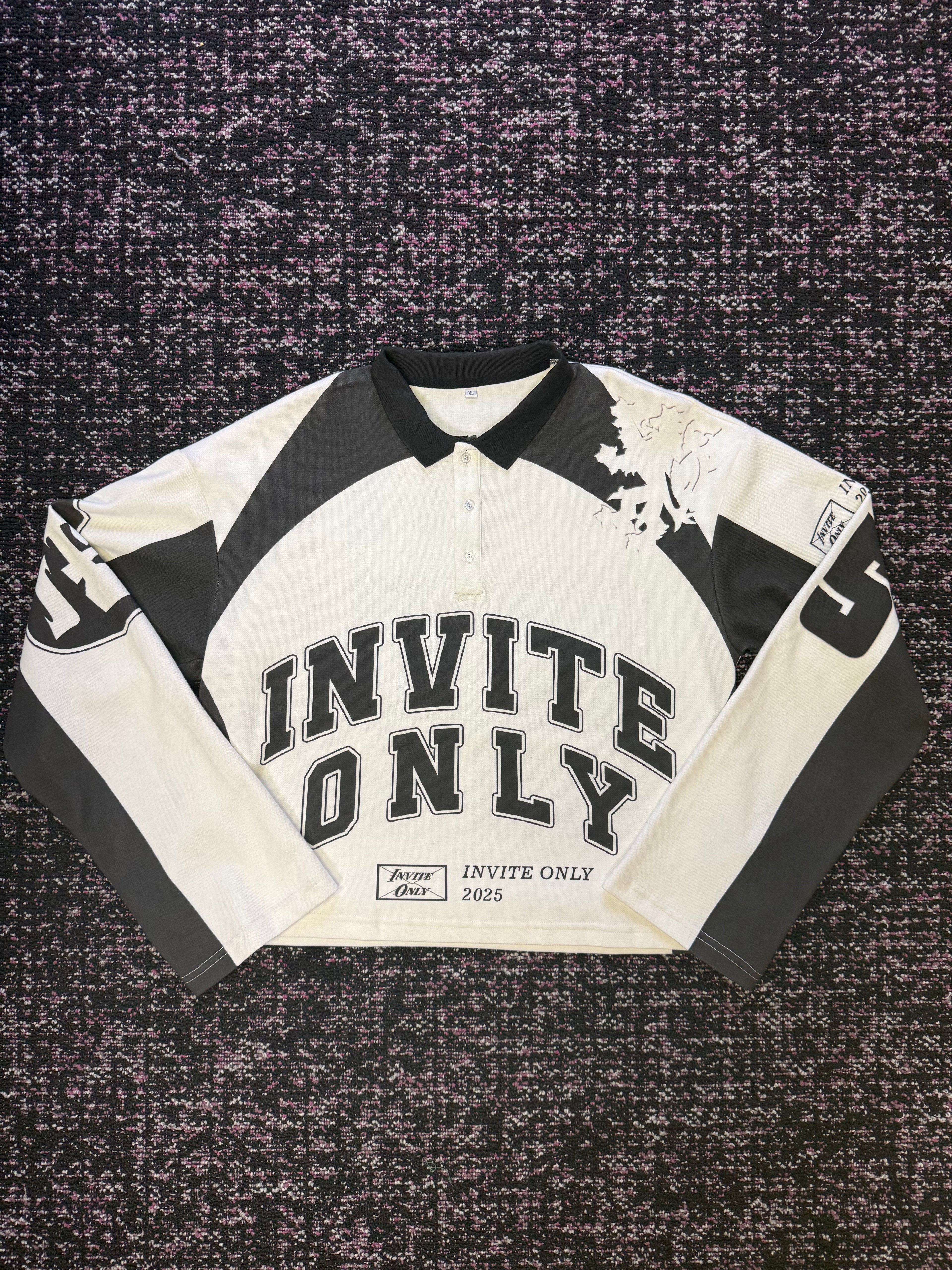 Invite Only Collard Long sleeve