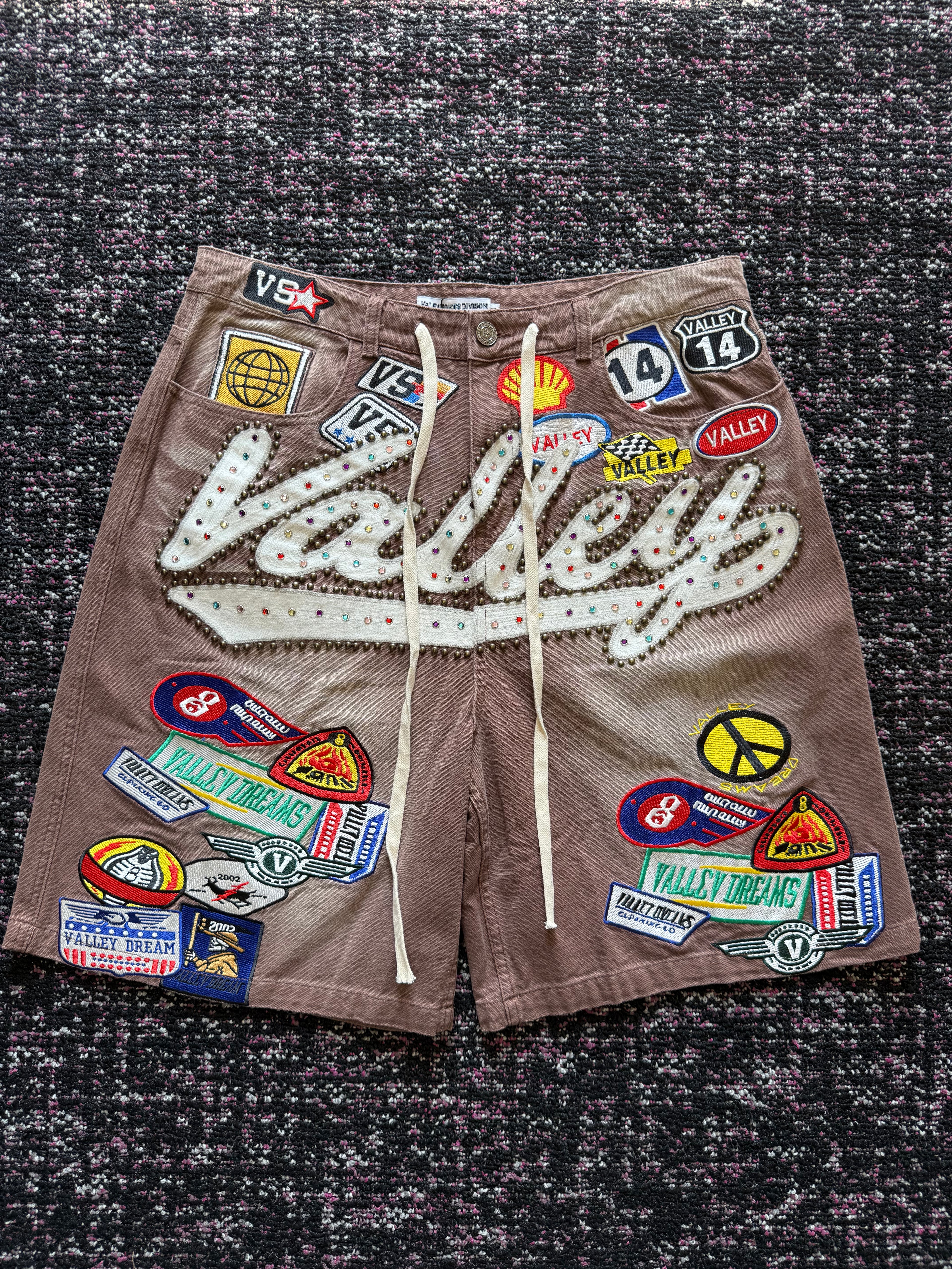 Vale Forever Brown Patch Jorts