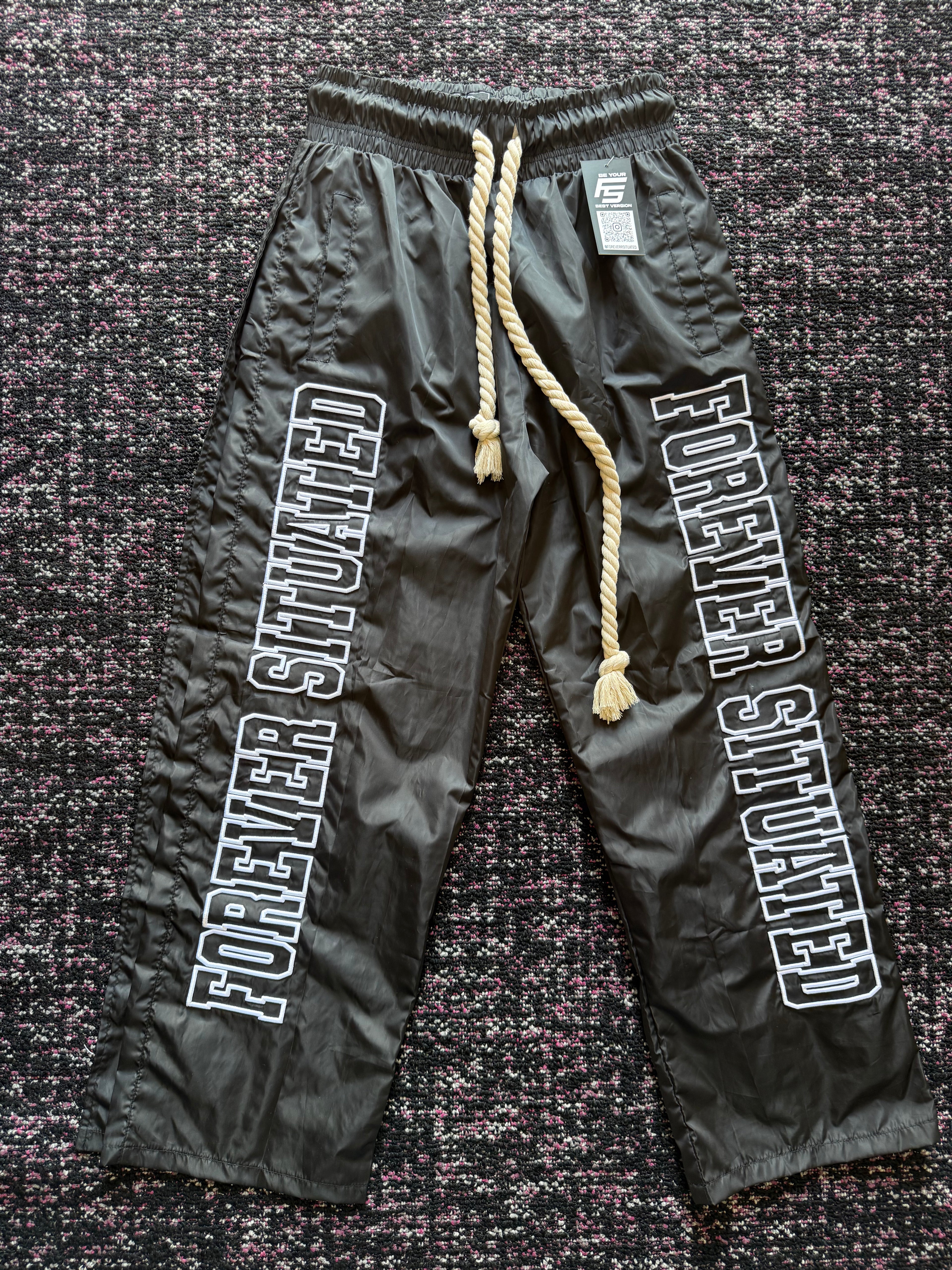 Forever Situated Sweats Black