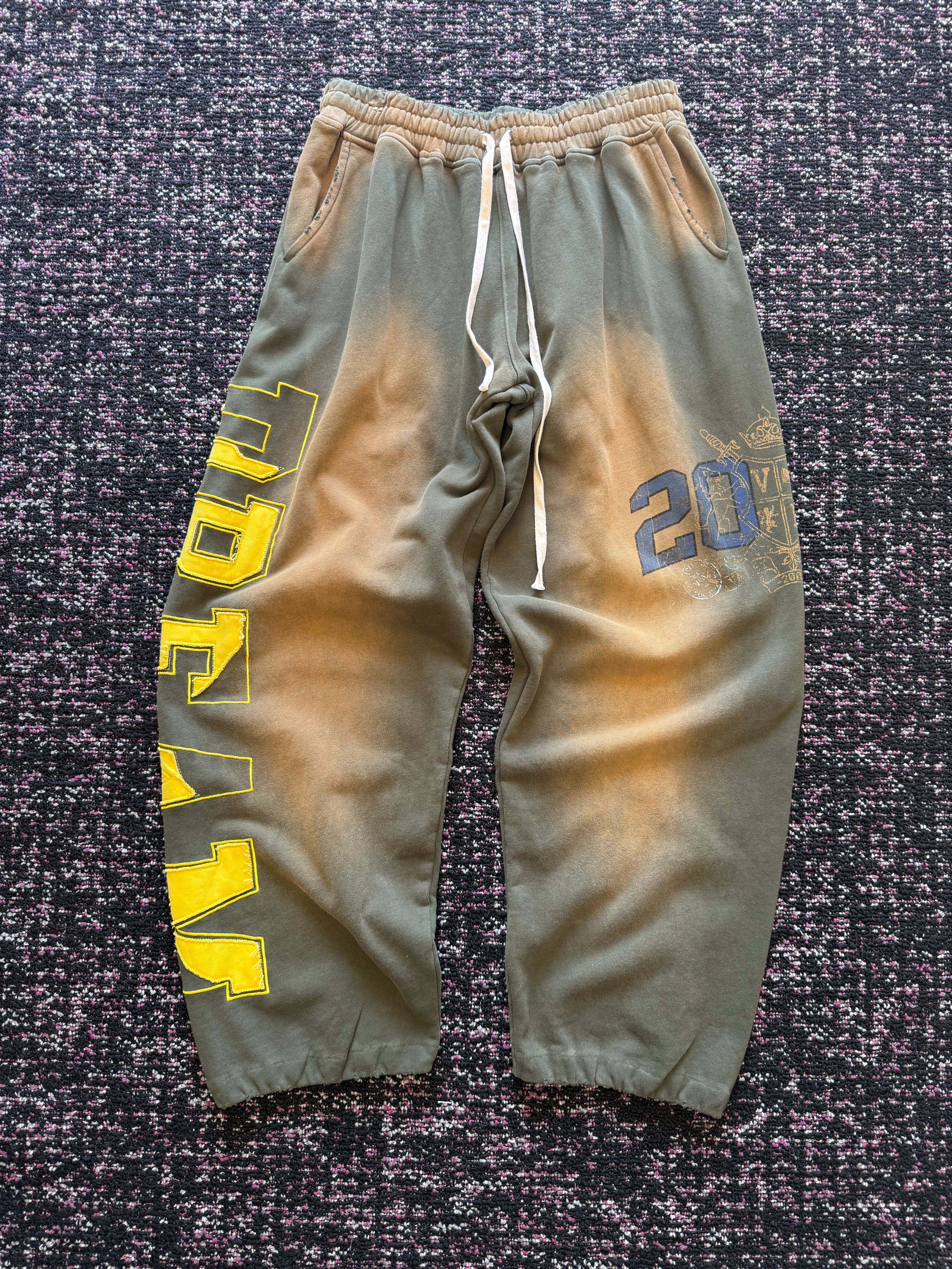 Vale Forever Kamo 2000 Sweats