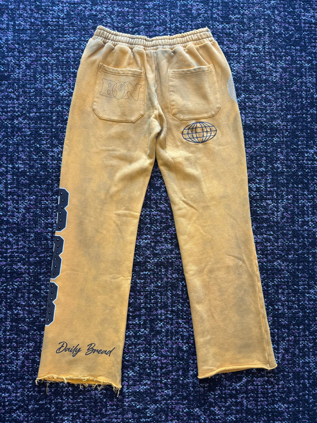 Trap Improvement Gold Sweats