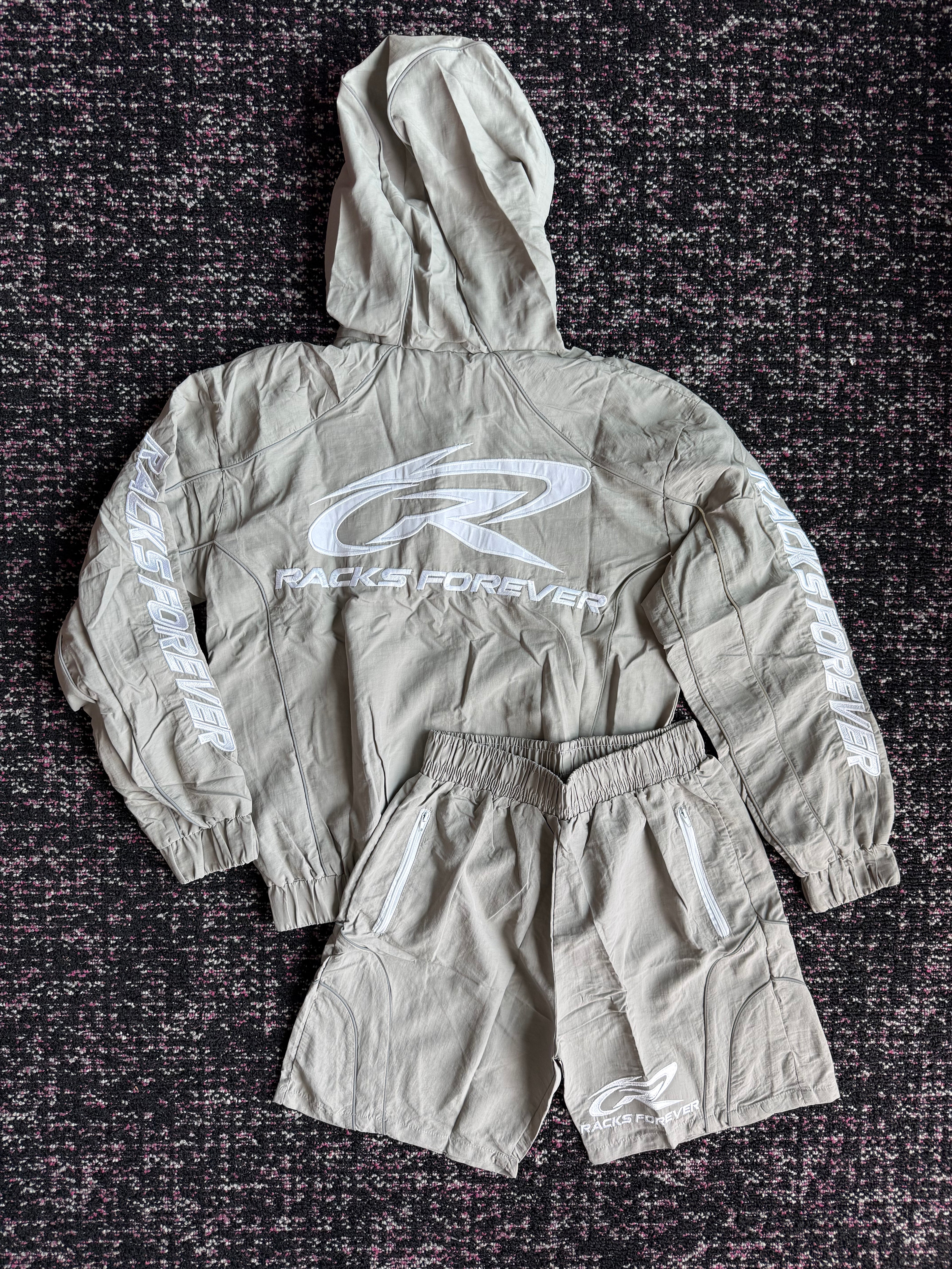 Forever Racks Grey White Set